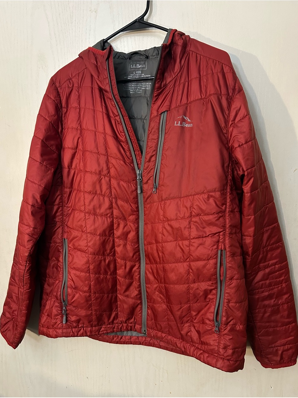 L.L.Bean Men’s Large Red Insulated Hooded Puffer Jacket Full Zip